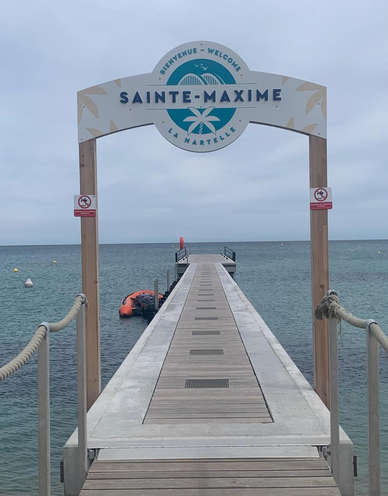 Reve D'Azur En Bord De Mer A La Nartelle Avec Piscine Dans La Residence, Terrasse, Bbq, 2 Chambres 2 Sdb Logement De 35M2 Draps Inclus Sainte-Maxime Luaran gambar