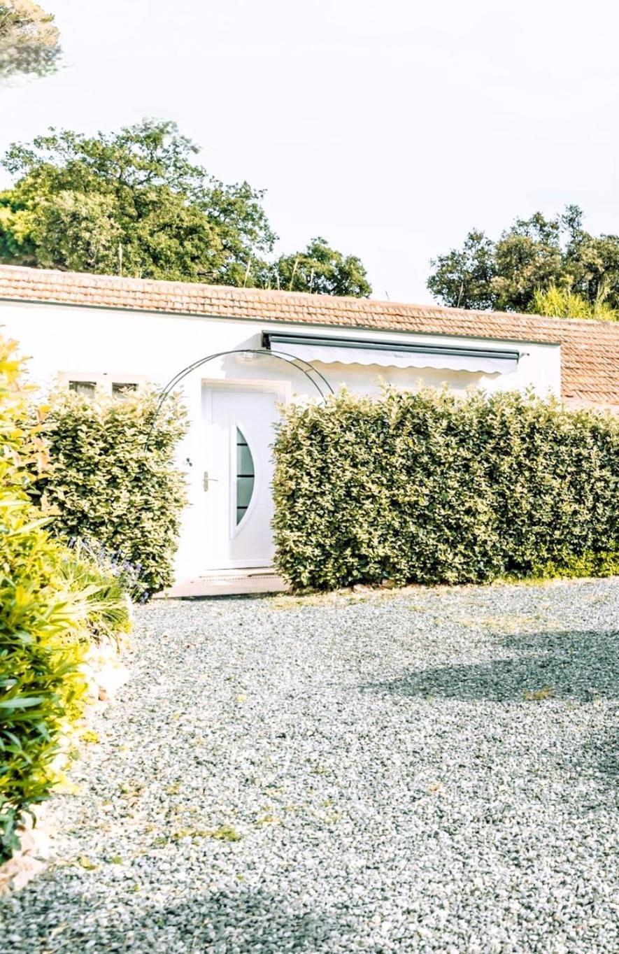Reve D'Azur En Bord De Mer A La Nartelle Avec Piscine Dans La Residence, Terrasse, Bbq, 2 Chambres 2 Sdb Logement De 35M2 Draps Inclus Sainte-Maxime Luaran gambar